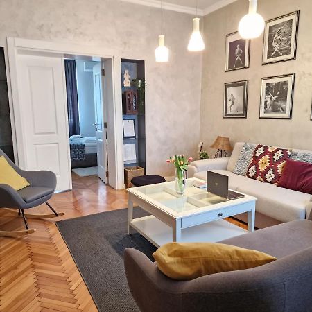 Urban Downtown Apartment Belgrado Exterior foto