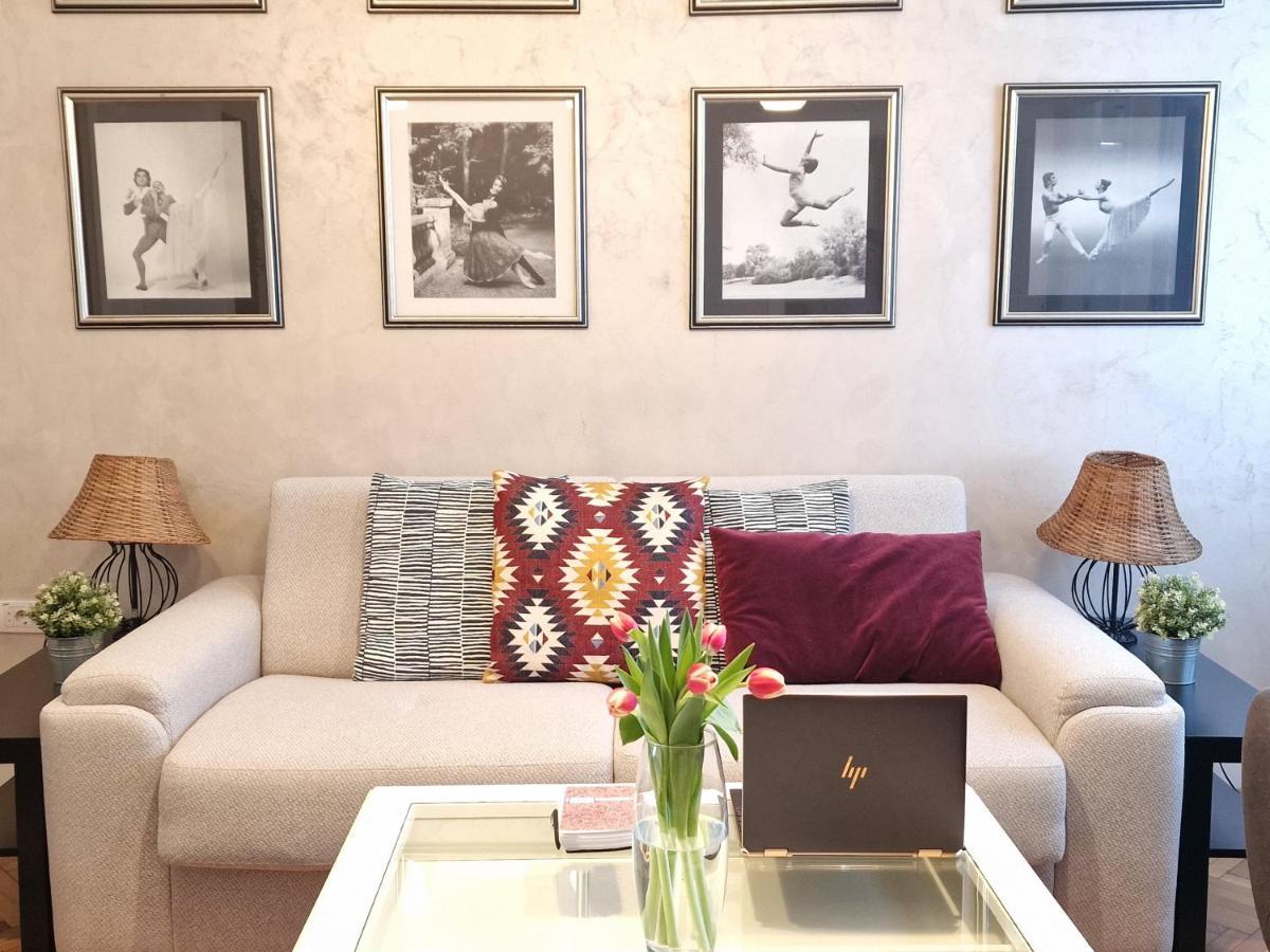 Urban Downtown Apartment Belgrado Exterior foto